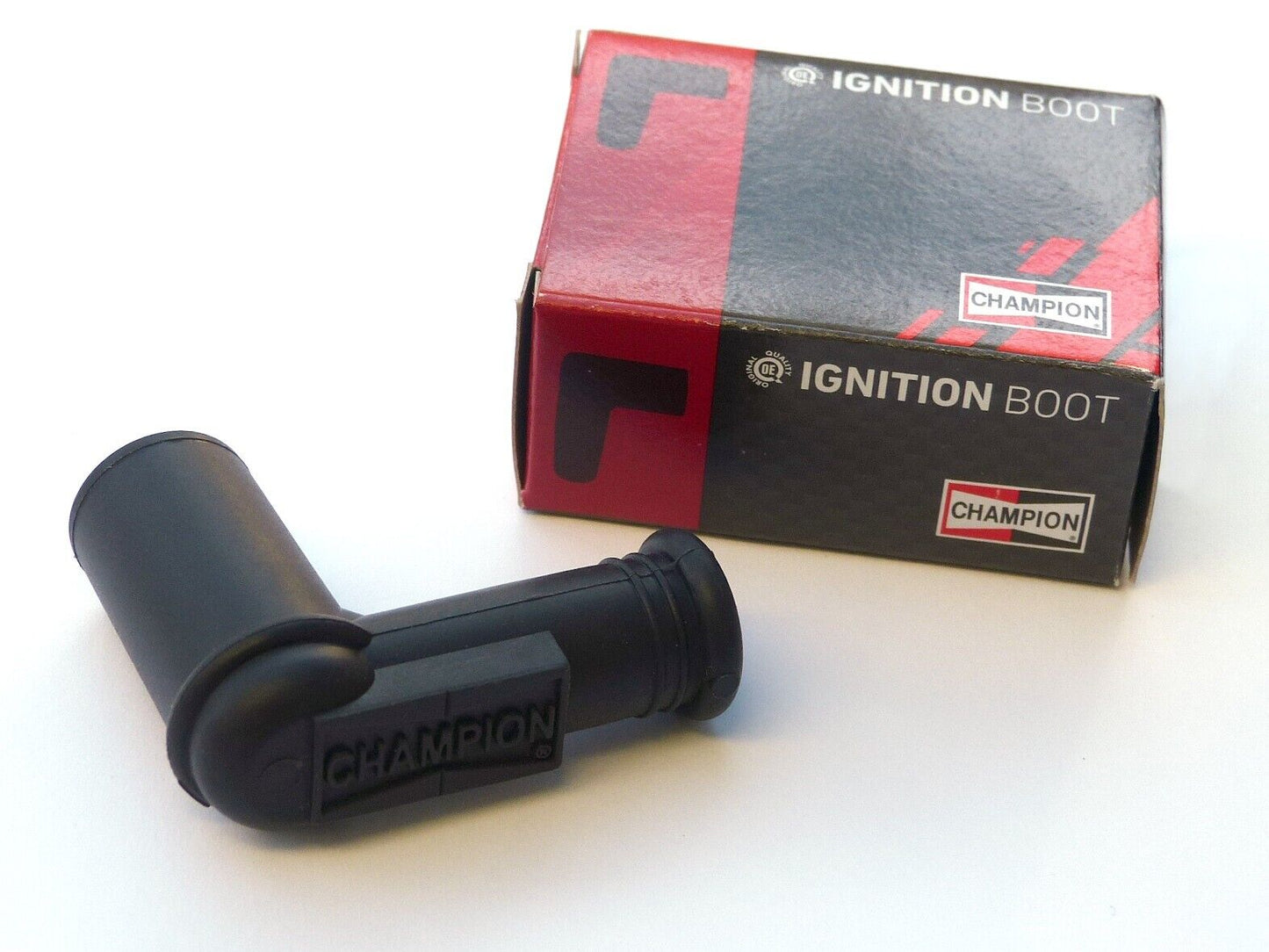 Champion PRO-0U Waterproof 90 Degree Spark Plug Cap for Classic Car / Motorcycle