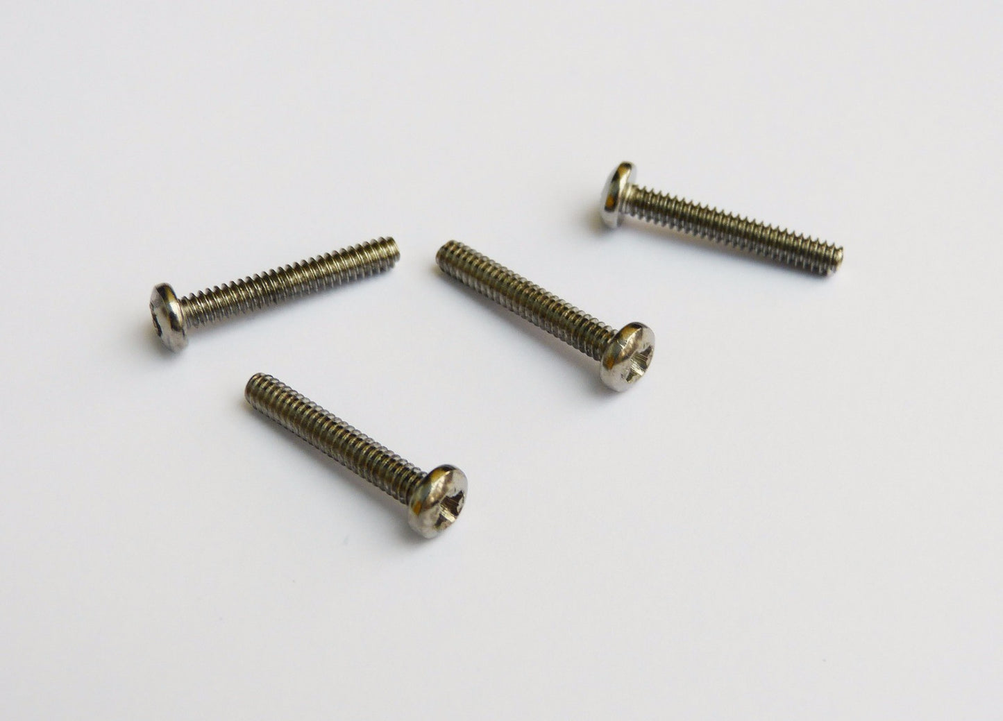 Lucas Type L798 Set of 4 UNC Reversing Light Lens Stainless Steel Screws MGB Jag