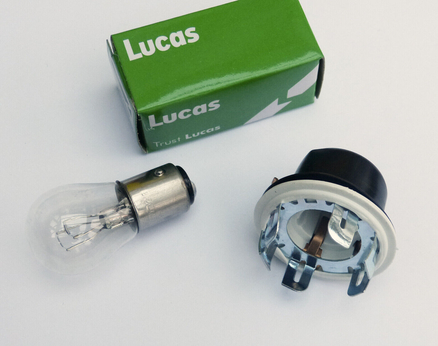 Lucas BAY15D Bulb LLB380 & Type Bulb Holder for TR5 TR6 Spitfire Mk4, 518041