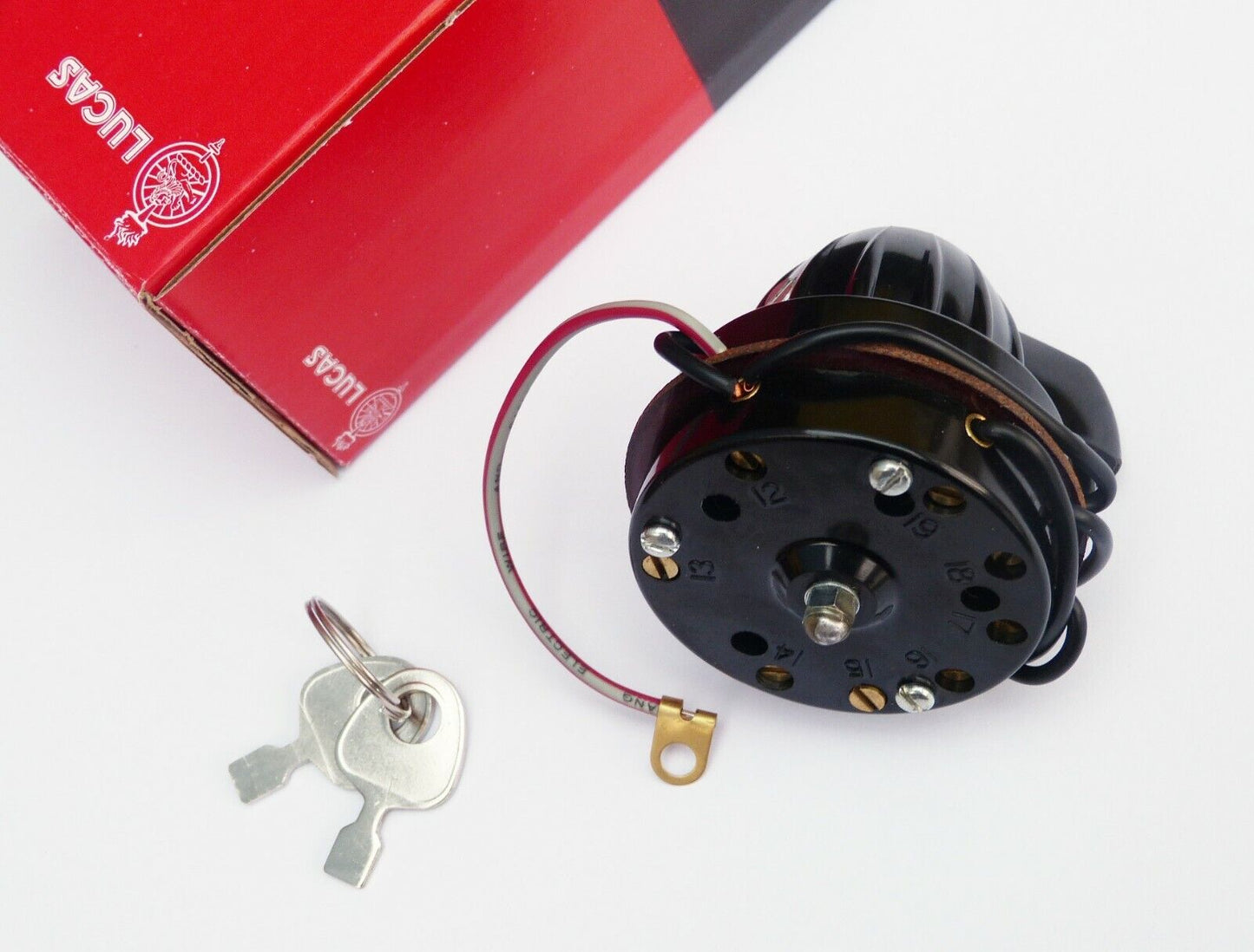 Genuine Lucas 31443 PRS8 Ignition & Light Switch + Spade Keys BSA Norton Triumph
