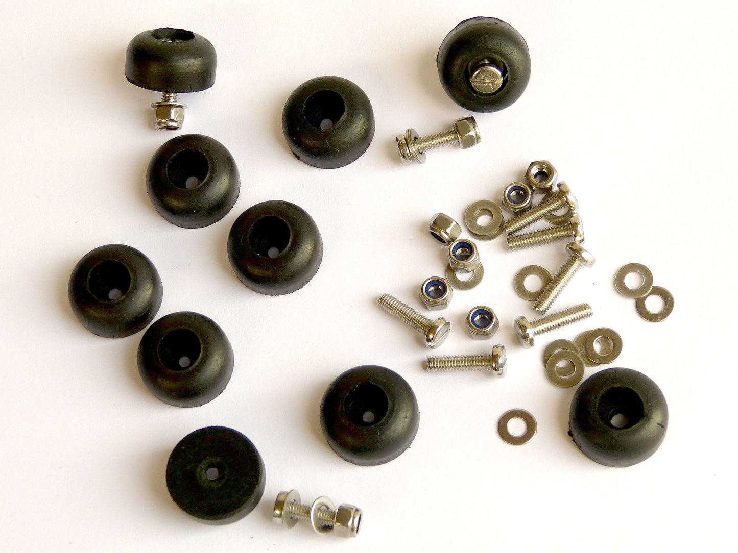 MGA - Bonnet Buffer Set of 10 + fixing machine screw & washer MG Part AAA4598K