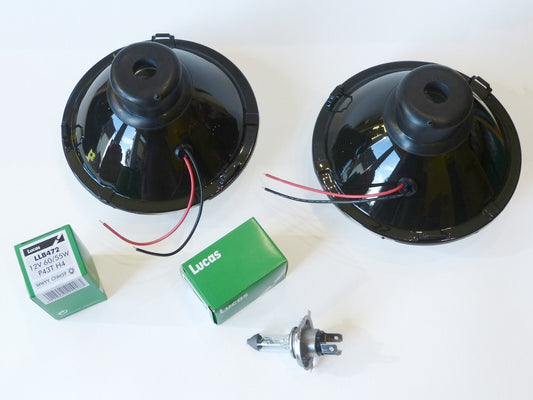 Pair of Lucas Type P700 Classic Car RHD 7" H4 Head Lamps with Pilot Light +Bulbs