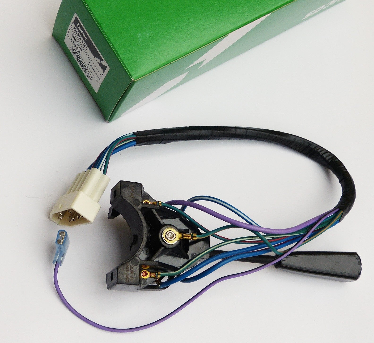 Genuine Lucas SQB191 / 119SA MGB Midget Indicator  Light Flasher Switch 37H8521