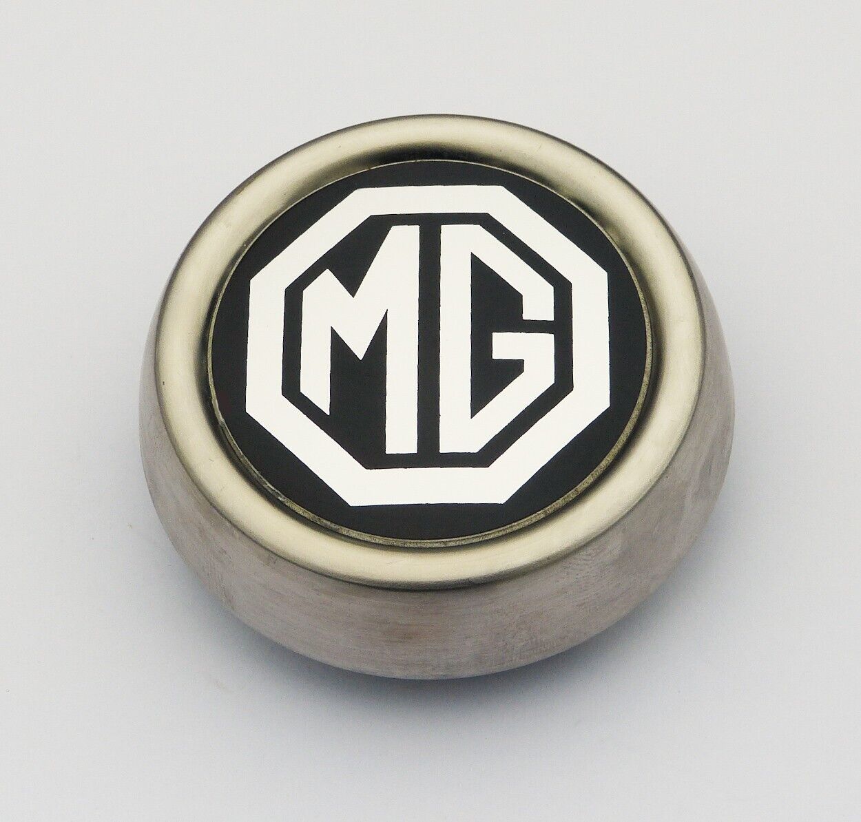 MGB & MGBGT OE NOS Rostyle Wheel Centre Caps & Badges, MG part AHH9268