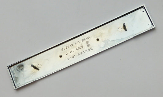 Triumph Herald 13/60, Vitesse 2 Litre Concourse Rear Nameplate Badge, 623822