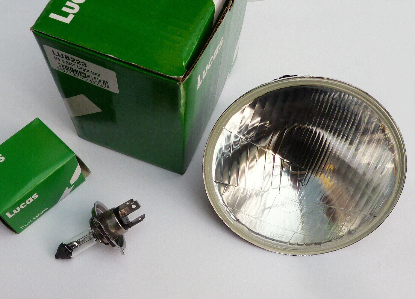 Lucas LUB223 Classic Car 5 3⁄4" Headlamp & P43T H4 Bulb for Rover Jaguar Triumph