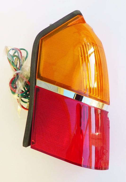 Genuine Lucas 54289 Red & Amber Rear L759 Lamp for Triumph Herald Vitesse 212124