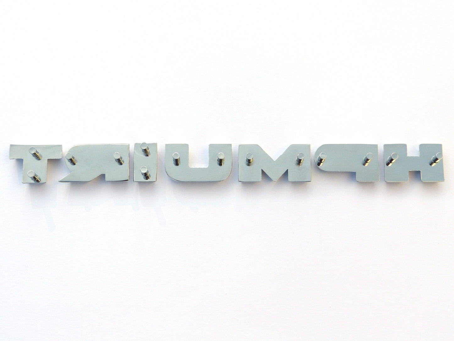 Triumph TR3A Bonnet Ribbed Chrome Letter Set, Triumph Parts; 703036/42